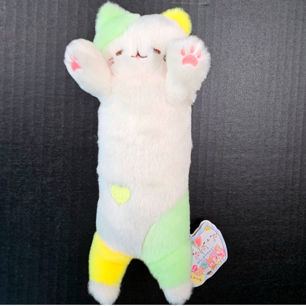 Nigitte Nyanko Long Cat Plush Squeaks Yell Kawaii Pastel Harajuku White Green
